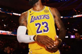 包含詹姆斯赛事官方发布势不可挡新规，加拿大队争议不断！的词条